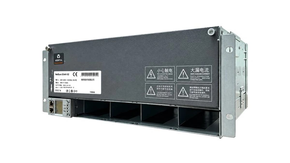 Prueba de reparto de corriente de rectificadores en bastidor de telecomunicaciones