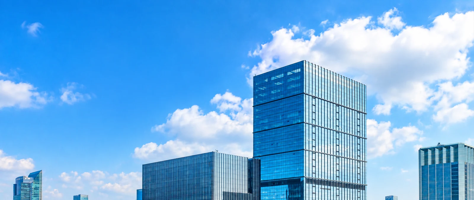 Modern telecom infrastructure and global hardware solutions by Ricewind